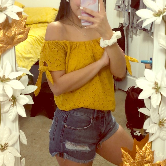 Soft Black Crop Top Tied Gold Embroidery Detail main image 1